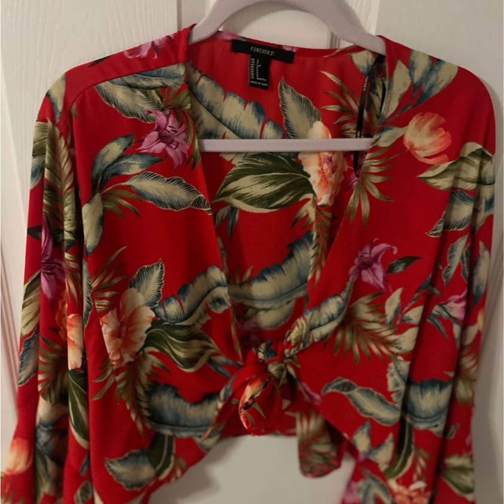 Forever 21 Red Tropical Floral Blouse - Picture 2 of 2